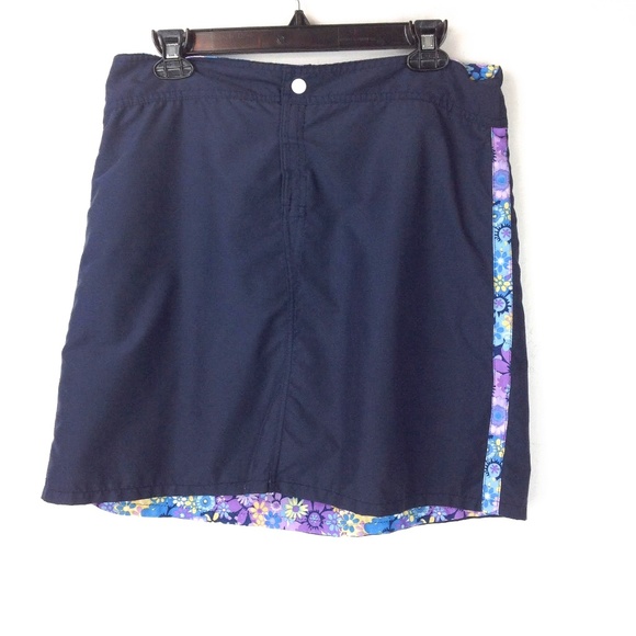 Dresses & Skirts - Navy and floral reversible sports skirt